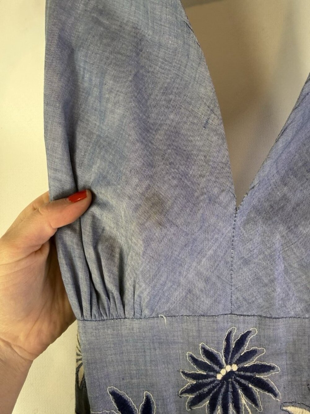 Vintage 50s Pin Up Rockabilly Chambray Floral Embroidered Halter Dress - Picture 6 of 11
